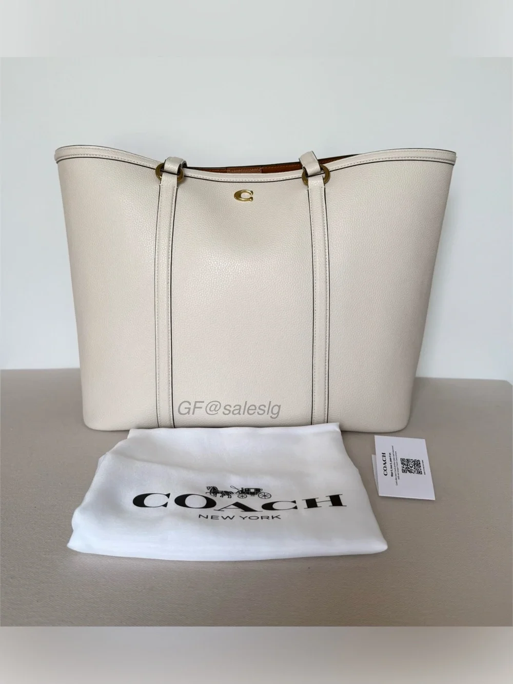 NWT Coach Legacy Tote CU056 chalk Fits 15